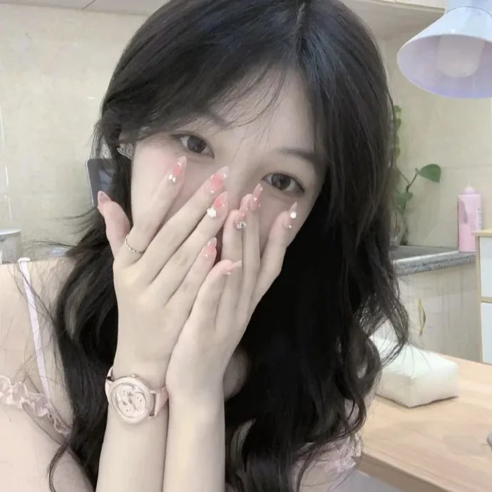 闪婚娇妻美又飒封面